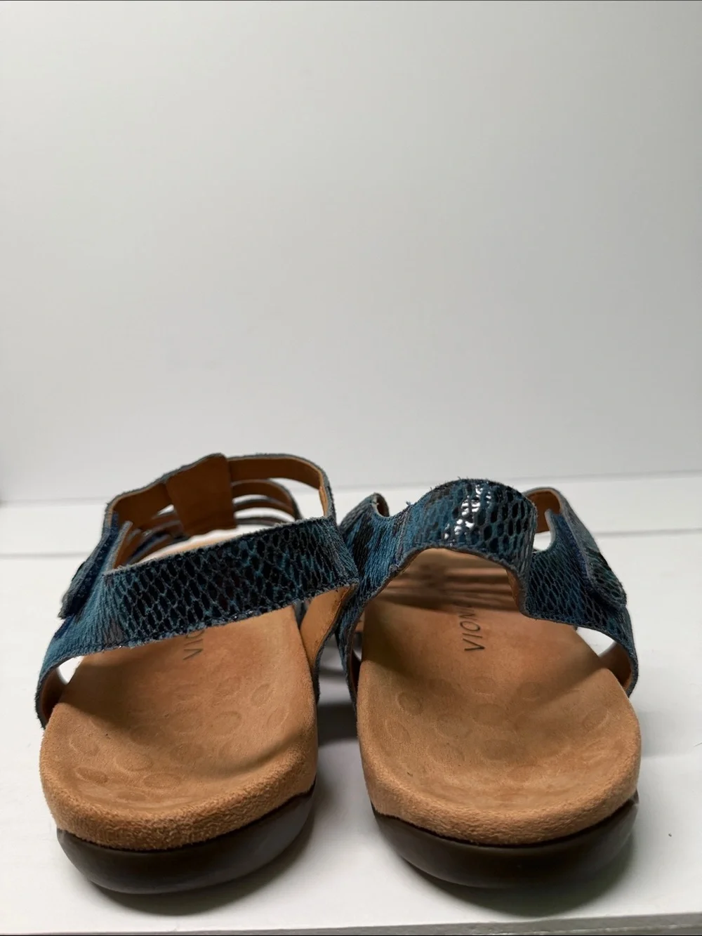 Vionic Harissa Blue Gladiator Snakeskin Sandals Size 10